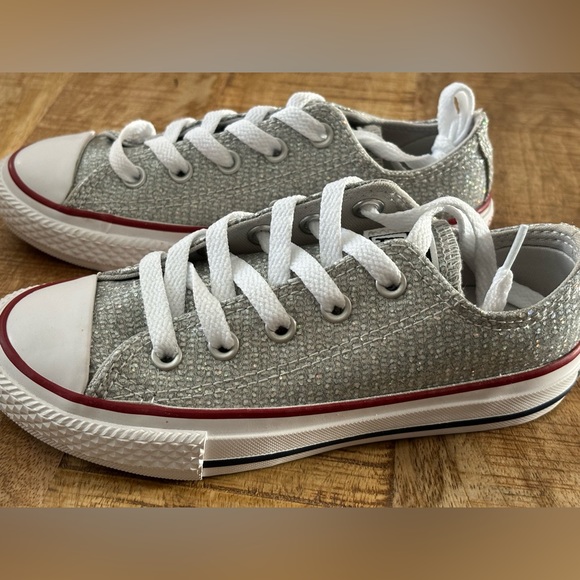 Brand new Silver Sparkly converse - Picture 1 of 3